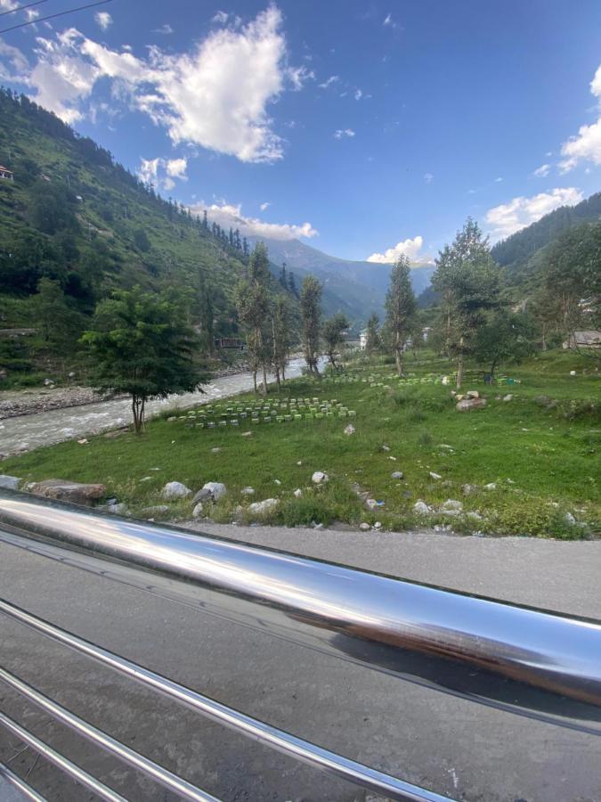 River Garden Hotel And Resort Naran Exteriér fotografie