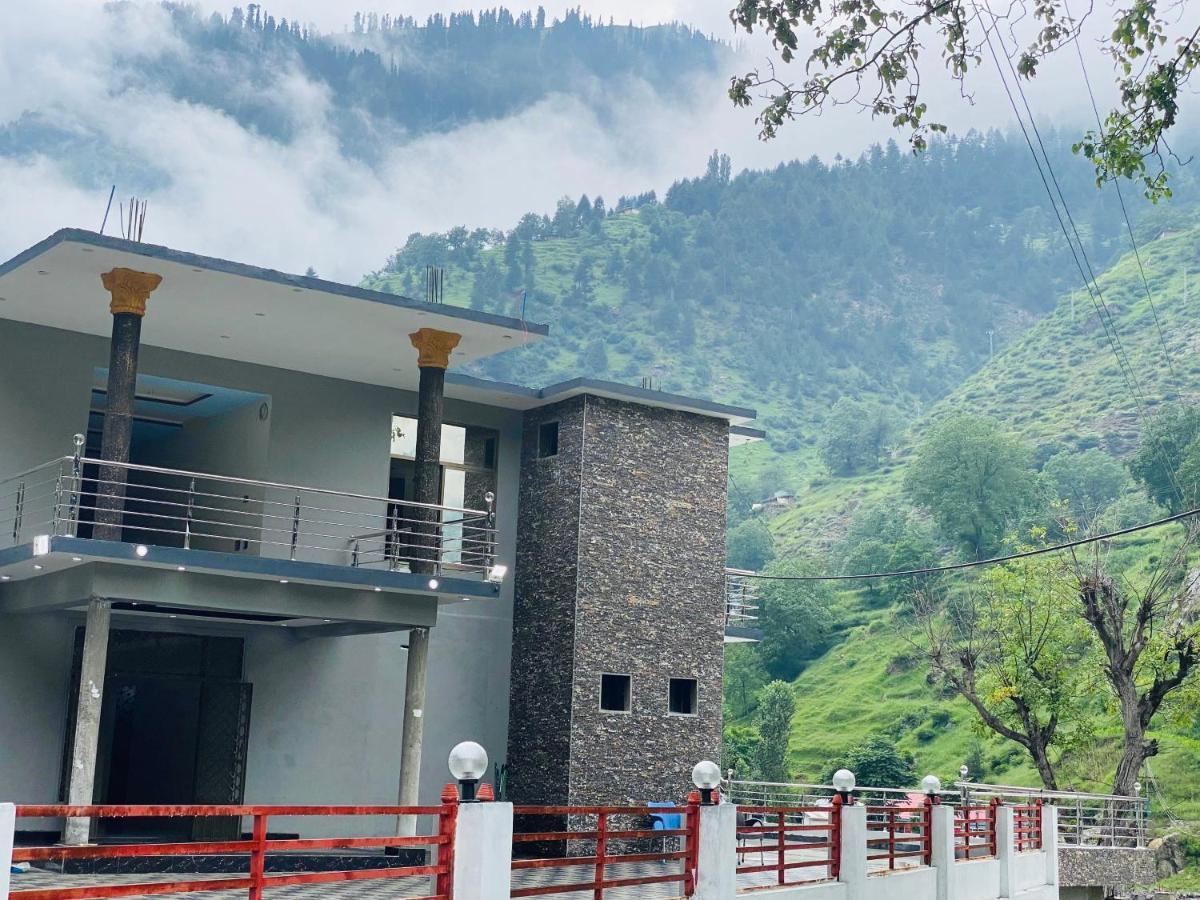 River Garden Hotel And Resort Naran Exteriér fotografie